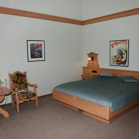 酒店 Am Weinberg / Travellers Hotelbetriebs Gmbh *