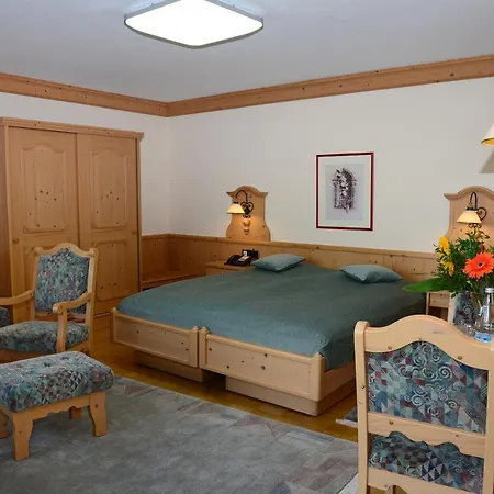 Am Weinberg / Travellers Hotelbetriebs Gmbh