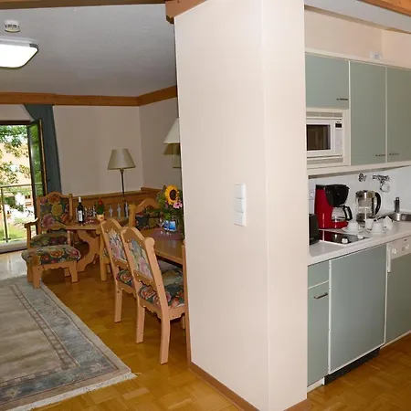 Hotel Am Weinberg / Travellers Hotelbetriebs Gmbh Sasbachwalden