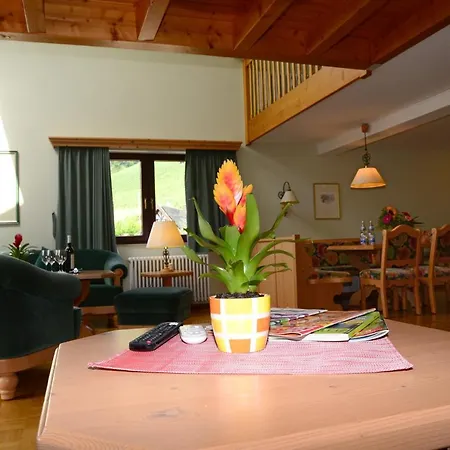 Am Weinberg / Travellers Hotelbetriebs Gmbh 호텔