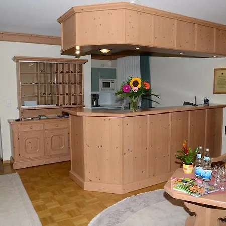 Am Weinberg / Travellers Hotelbetriebs Gmbh Hotel *