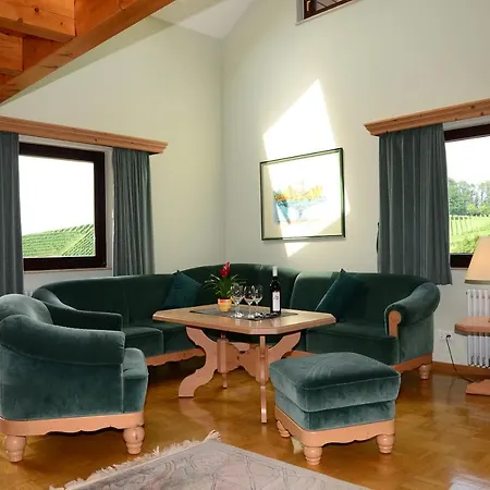 Hotel Am Weinberg / Travellers Hotelbetriebs Gmbh Sasbachwalden