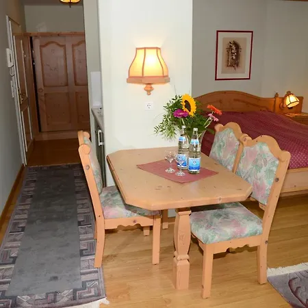 Szálloda Am Weinberg / Travellers Hotelbetriebs Gmbh Sasbachwalden