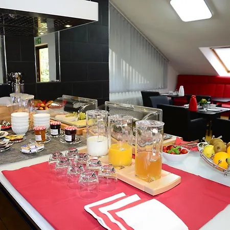 Am Weinberg / Travellers Hotelbetriebs Gmbh Hotel
