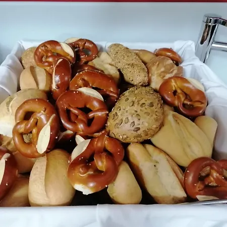 Am Weinberg / Travellers Hotelbetriebs Gmbh Hotel