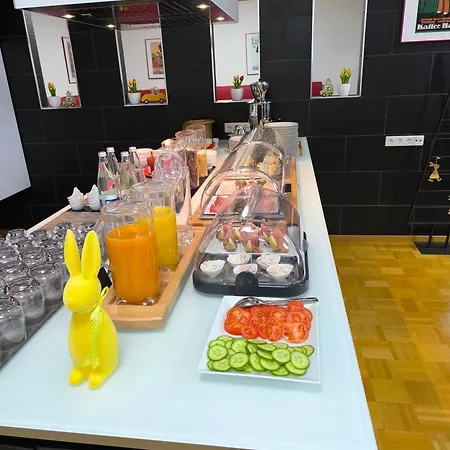 Hotel Am Weinberg / Travellers Hotelbetriebs Gmbh *