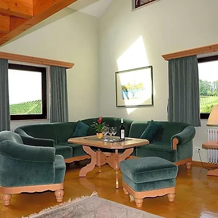 Ξενοδοχείο Am Weinberg / Travellers Hotelbetriebs Gmbh *